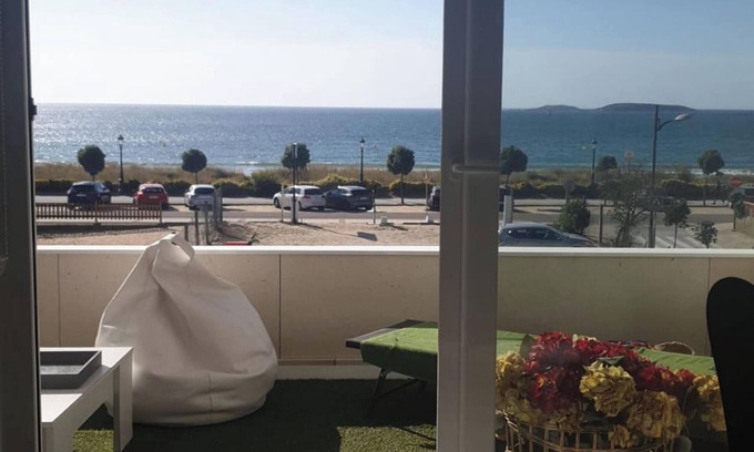 Nigran Apartment | Homerez - Flat with sea view in Nigrán