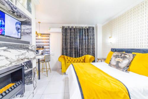 Pretoria House | Homes of Ace Diamond