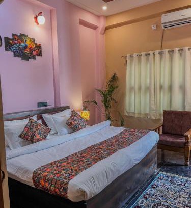 Varanasi Hotel | Homestay in Varanasi near ghats by The Holy Meander
