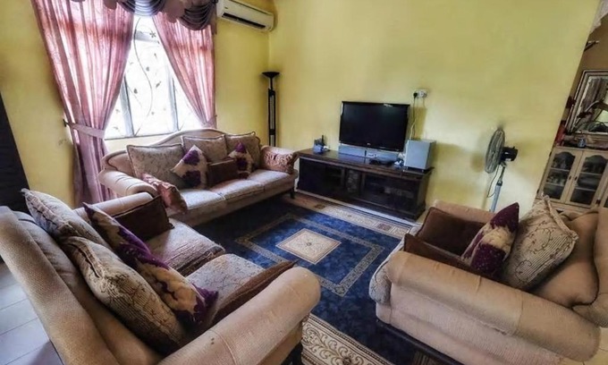 Seremban House | Homestay Jasmin Indah, Senawang (free wifi)
