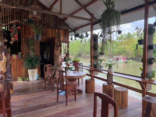 Cai Rang Bed & Breakfast | Homestay Nhà Của Gió