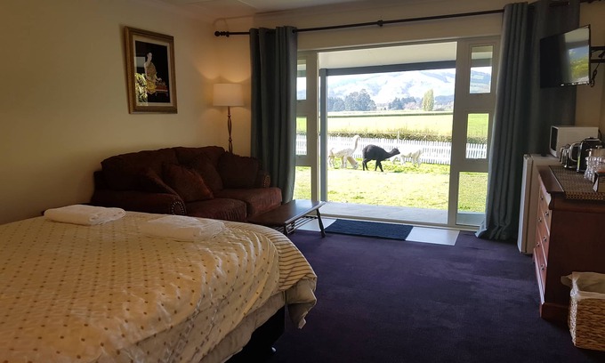 Cambridge Bed & Breakfast | Homestead with Mountain View, Garden view, Farm Animals, Farm stay