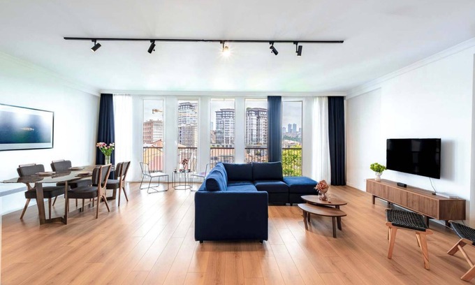 Besiktas Apartment | Homie Suites | 2br Duplex Penthouse w Terrace #M09