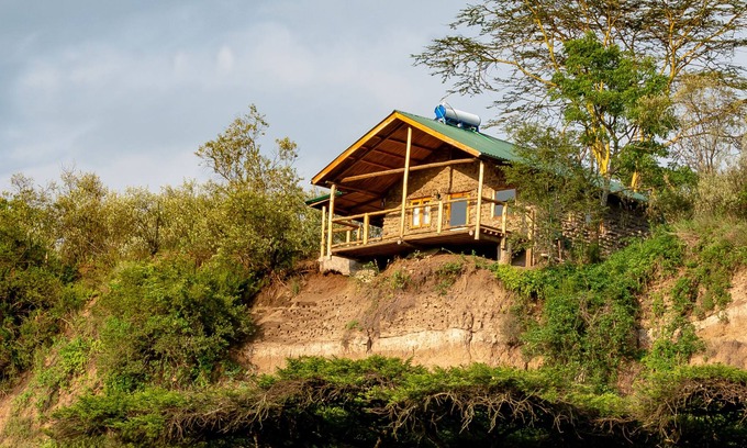 Naivasha Cottage | Honeymoon Hut - Romantic Rustic Luxury