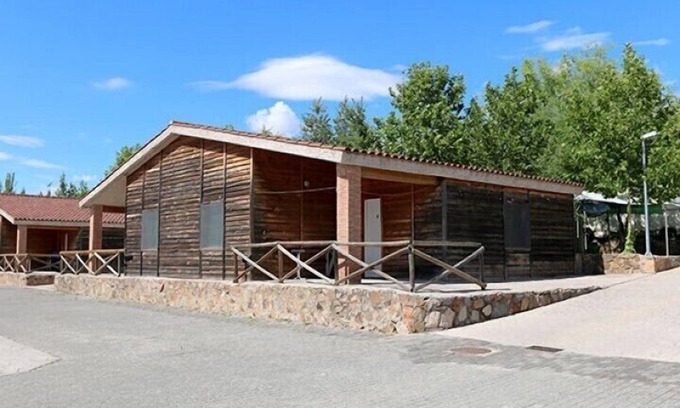 Las Capellanias RV Rental | Hostal - Camping Ciudad de Cáceres