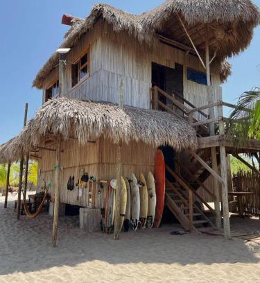 El Azufre House | Hostal Onahu Chacahua