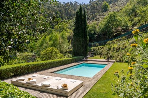Soengas House | HostWise - Gerês Retreat w/Pool & Sauna