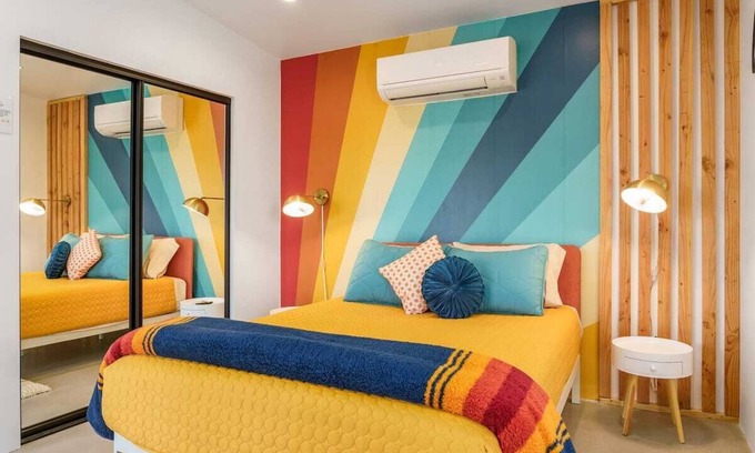 Joshua Tree House | ❤Hot tub & Fully Fenced❤ Modern 70s Vibe+Firepit+Hammocks❤