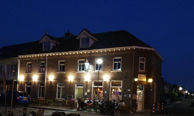 Urmond Hotel | Hotel-Cafe Knoors-Meeks Stein Urmond