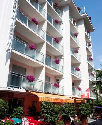 Paradiso Hotel | Hotel Dischma - FREE BUS AND TRAIN TICKET