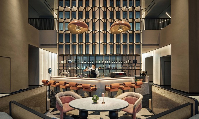 Pudong Hotel | Hotel Indigo Shanghai Harbour City By Ihg