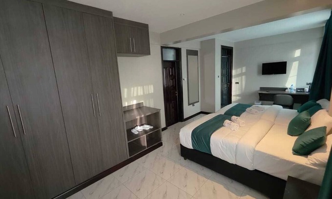 Siaya Bed & Breakfast | Hotel Lourdes Siaya