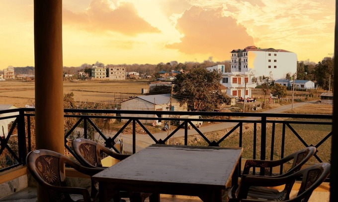Sauraha Hotel | Hotel National Park