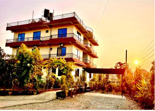 Sauraha Hotel | Hotel Nepal Inn Sauraha