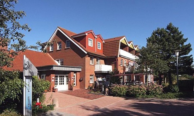 Esens Hotel | Hotel-Pension Störtebeker