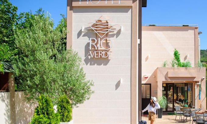 Pricelje Hotel | Hotel RIO VERDE