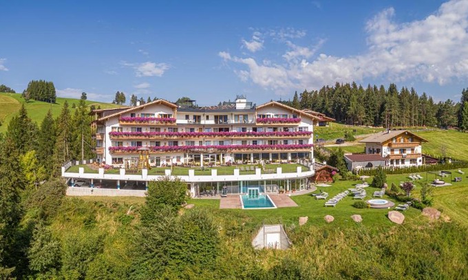 Castelrotto Hotel | Hotel Scherlin