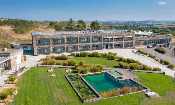 Hnanice Hotel | Hotel Vinice Hnanice