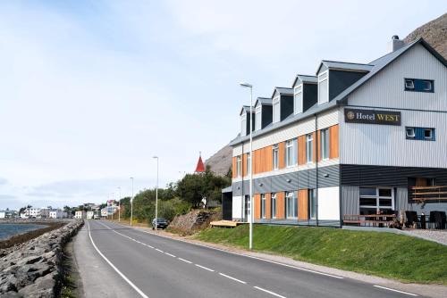 Vesturbyggð Hotel | Hotel West