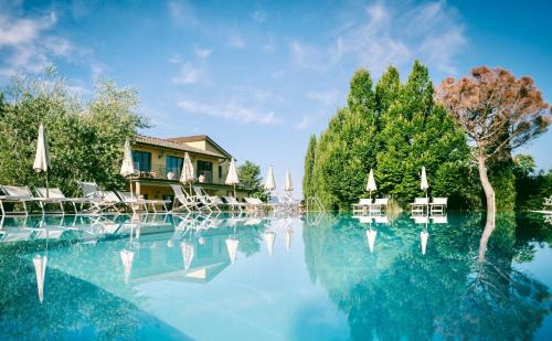 San Donato in Fronzano Hotel | Hotel with swimming pool in San Donato Fronzano