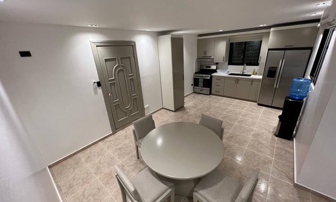 Santiago Province House | House 5 mins from Monument with free parking