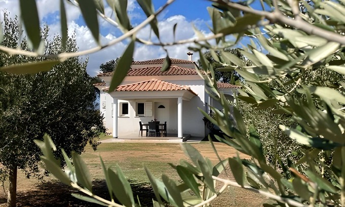 Sorbo-Ocagnano House | House 2 minutes' drive from the beach