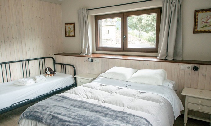 Aliezo Apartment | HOUSE 5, WITH TERRACE AND GARDEN 2/5 PAX POTES PICOS DE EUROPA - CANTABRIA