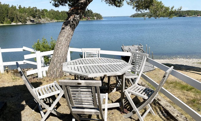 Sorunda House | House by the sea with sauna, near Nynäshamn | SE13017