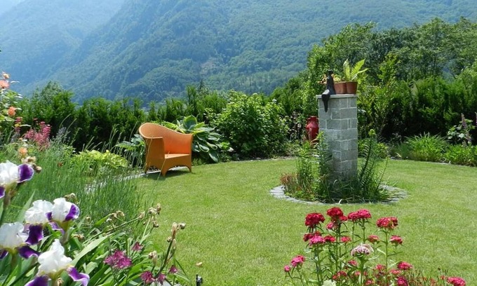Aurigeno House | House by the waterfall with stunning view, surrounded by vineyards: A hidden gem