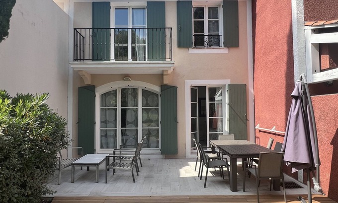 Les Restanques House | House for 6 people, 2 bedrooms, 3 swimming pools, entertainment, shows, tennis