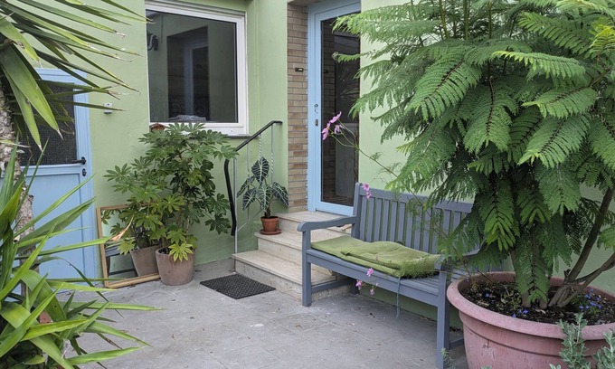 Merode House | House Frida