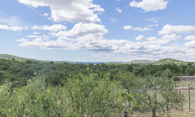 Sibenik House | House Green Paradise (55981-K1) - Vrpolje