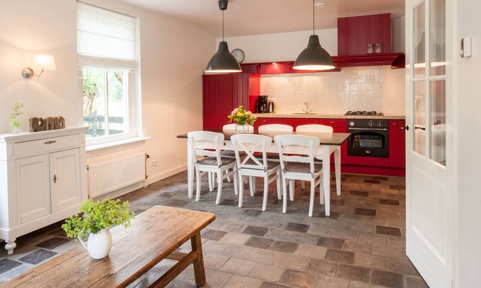 Haastrecht House | House