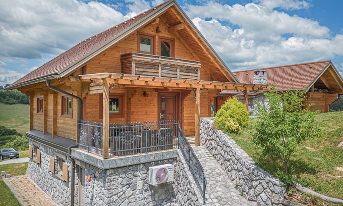Bostanj Ski Chalet | House Of Nature With Sauna And Tents, Planina pri Sevnici, Slovenia