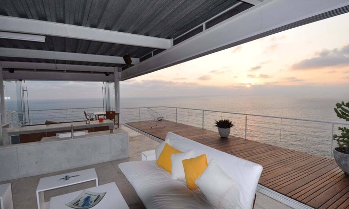Las Playas Apartment | House of the Sea in Acapulco.