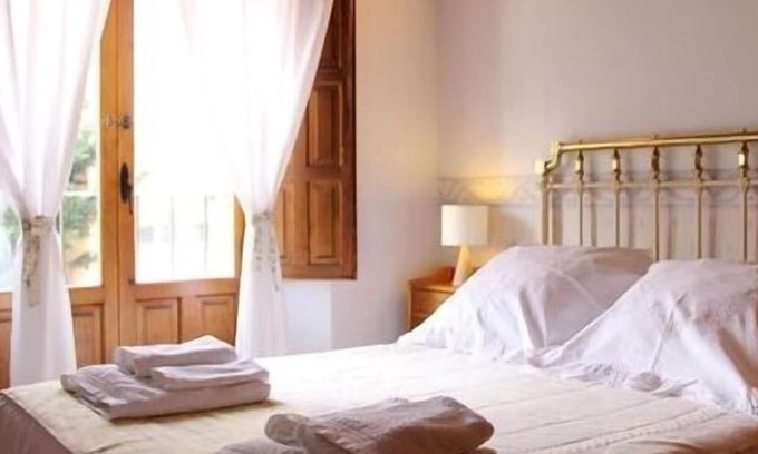 Soria Cottage | House of the Soria River for 7/8 people. Rustic House of the River in Soria Capital.
