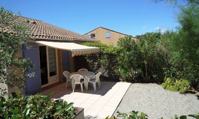 Vidauban House | house with garden, between sea and mountain