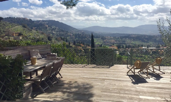 Florence House | House with Pool and Magnificent Views 15' from city center