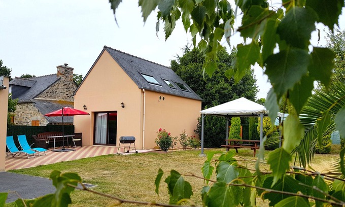 Planguenoual House | House with sauna. Internet, Comfortable, Beaches 5mn. Golf 2mn