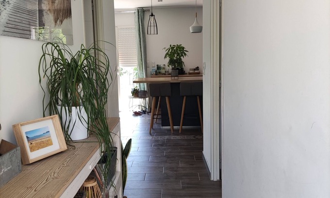 Sollies-Ville House | House with swimming pool in quiet countryside close to beaches