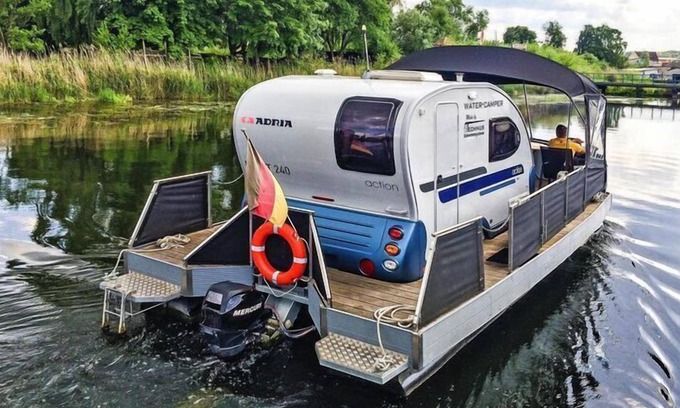 Demmin Boat Rental | Houseboat on the Peene, Demmin