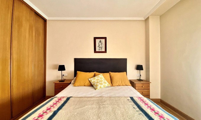 Leon Apartment | Housingleon- San Marcos with garage