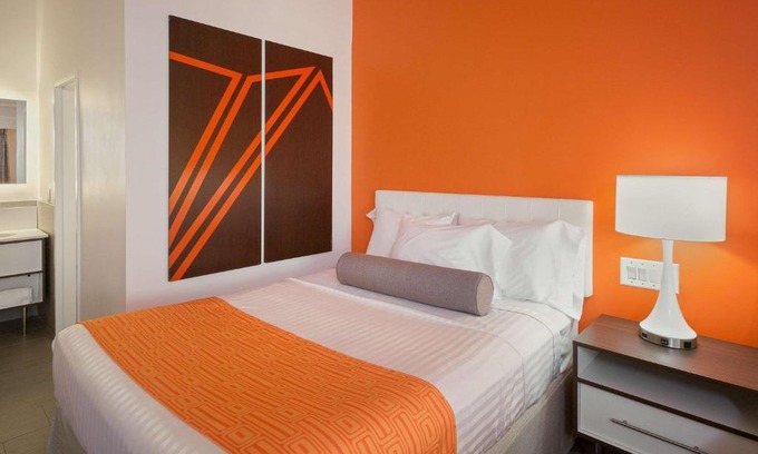 Toms River Hotel | Howard Johnson by Wyndham Toms River