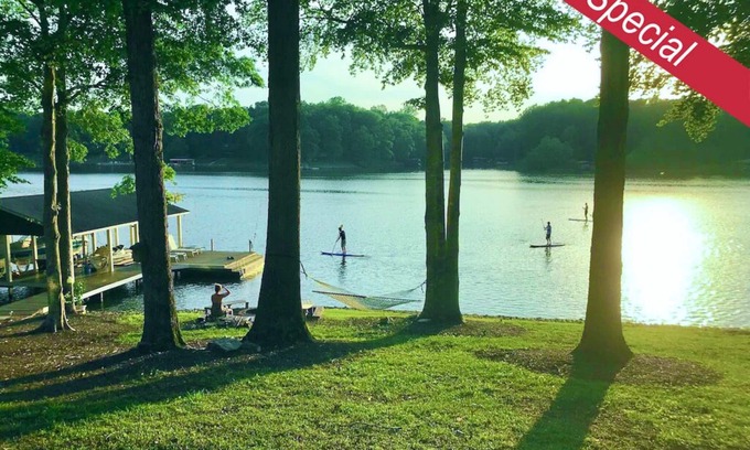 Wise House | HUGE cove, DEEP water, KAYAKS, SUPs, fire pit & game room