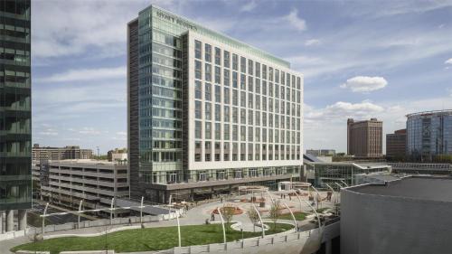 McLean Hotel | Hyatt Regency Tysons Corner Center