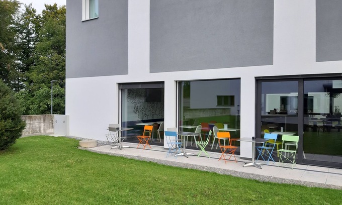 Granges-Paccot Hotel | ibis budget Fribourg