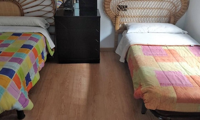 Oeste Apartment | IDEAL APARTMENT FOR GROUPS. NEXT TO THE CENTER. WIFI