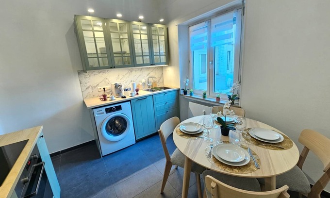 Gare Apartment | Ideal city stay 1BR near train station