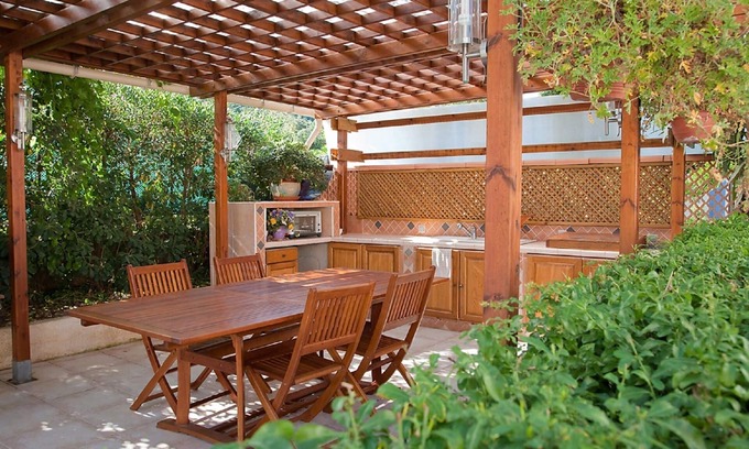 Verghia House | Ideally located creek 50m away, famous Argent beach 500m away, close to the forest.