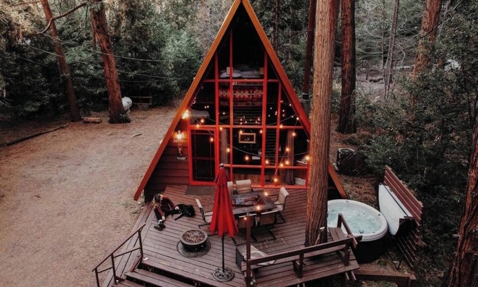 Idyllwild Cabin | Idyllcreek A-Frame - Hot Tub, Seen in Sunset Mag & Neiman Marcus Holiday Book!